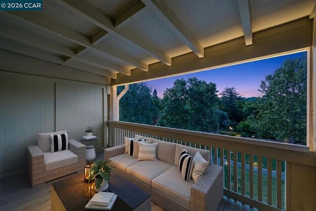 2741 Golden Rain Rd 7, Walnut Creek, CA 94595