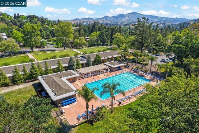 2741 Golden Rain Rd 7, Walnut Creek, CA 94595