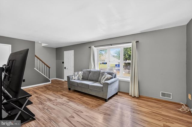 35 LAWRENCE LN, Westampton, NJ 08060