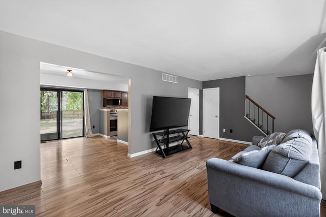 35 LAWRENCE LN, Westampton, NJ 08060