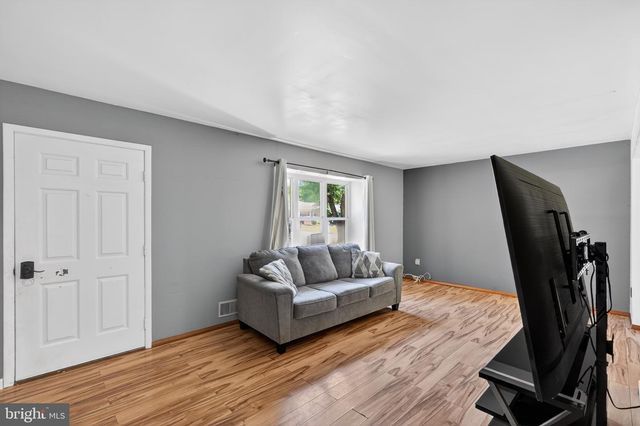 35 LAWRENCE LN, Westampton, NJ 08060