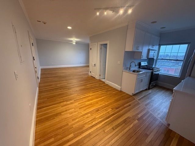 21 Bradlee Rd 52, Medford, MA 02155