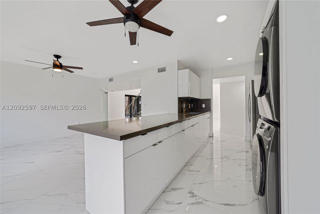 8745 NW 150th Ter, Miami Lakes, FL 33018