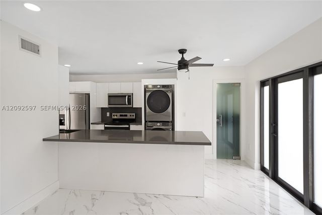 8745 NW 150th Ter, Miami Lakes, FL 33018