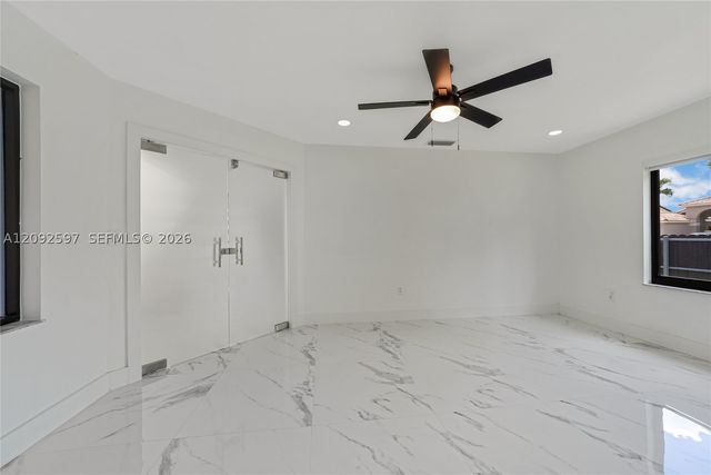8745 NW 150th Ter, Miami Lakes, FL 33018