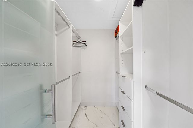 8745 NW 150th Ter, Miami Lakes, FL 33018