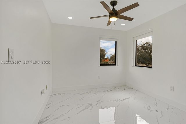 8745 NW 150th Ter, Miami Lakes, FL 33018