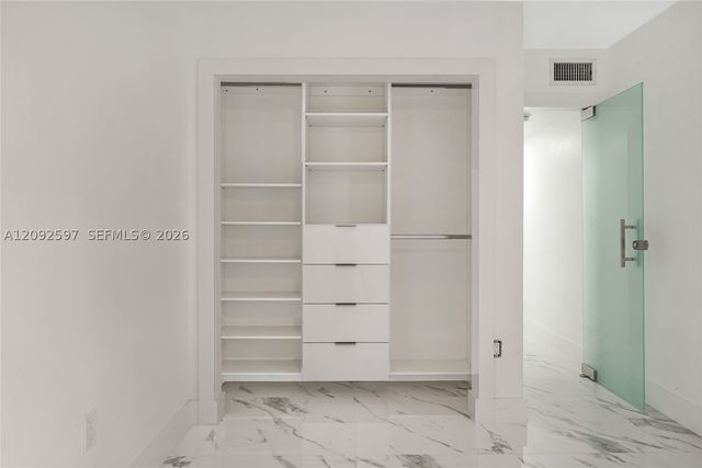 8745 NW 150th Ter, Miami Lakes, FL 33018