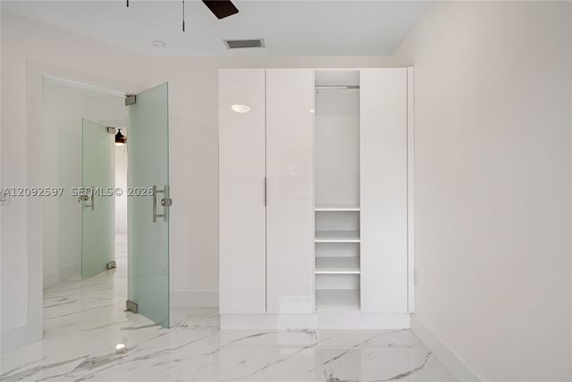 8745 NW 150th Ter, Miami Lakes, FL 33018