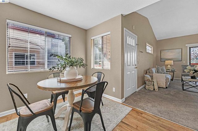 7016 Stagecoach Rd G, Dublin, CA 94568