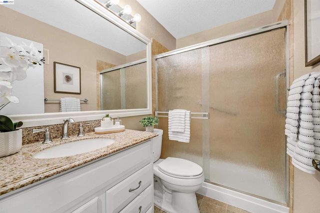 7016 Stagecoach Rd G, Dublin, CA 94568