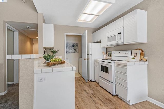 7016 Stagecoach Rd G, Dublin, CA 94568