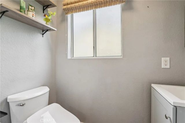 22635 Canyon Lake South, Canyon Lake, CA 92587