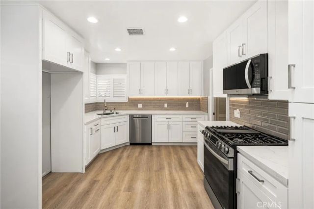 1429 E Fairway, Orange, CA 92866