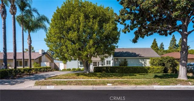 1429 E Fairway, Orange, CA 92866