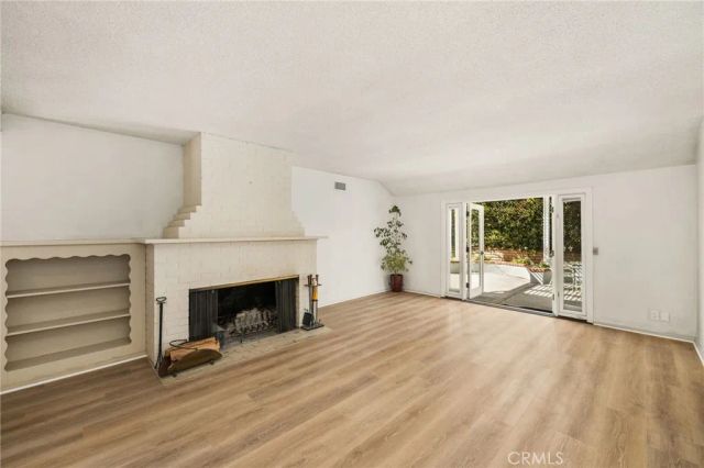 1429 E Fairway, Orange, CA 92866