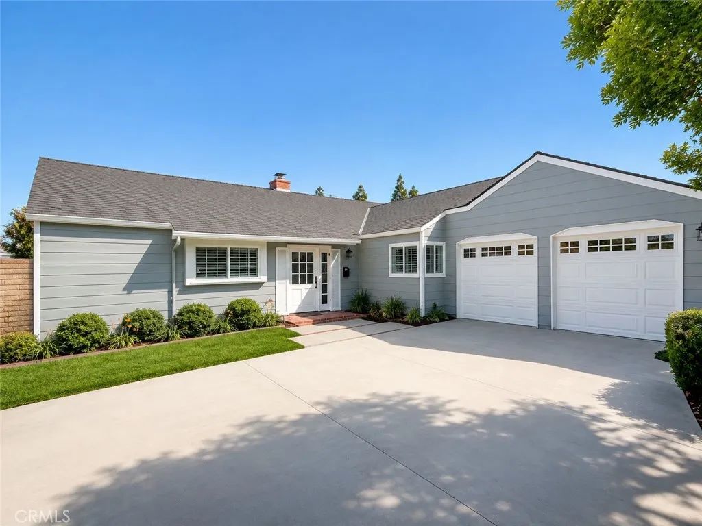 1429 E Fairway, Orange, CA 92866