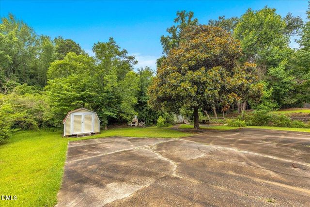 6117 Louise Street, Fayetteville, NC 28314