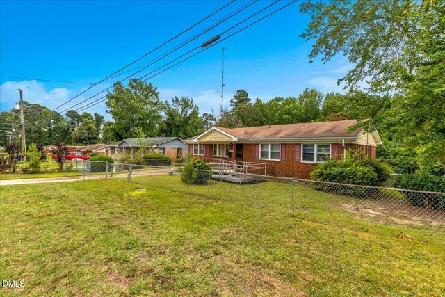 6117 Louise Street, Fayetteville, NC 28314