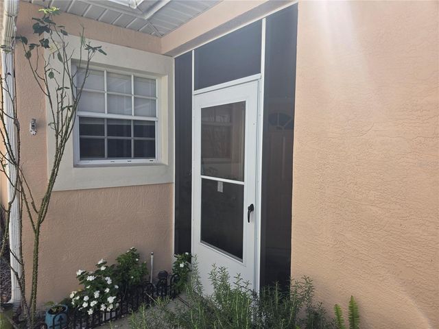 322 FOXHILL COURT, Debary, FL 32713