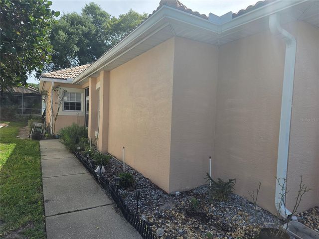 322 FOXHILL COURT, Debary, FL 32713