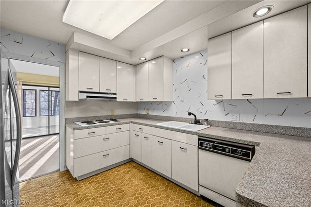 680-26 Fairington Drive, Aurora, OH 44202