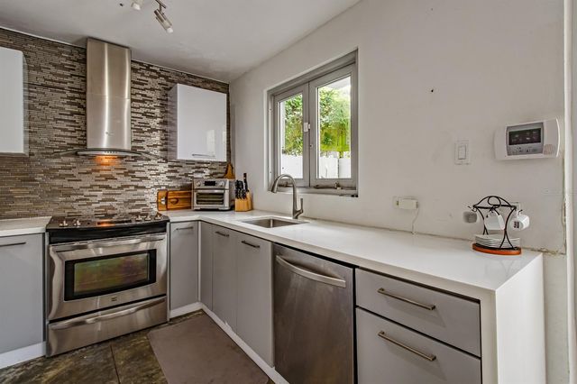 114 DONCELLA STREET 3, San Juan, PR 00913