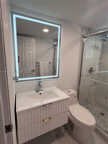 290 Sunrise Dr 1-H, Key Biscayne, FL 33149