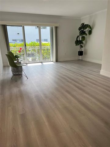 290 Sunrise Dr 1-H, Key Biscayne, FL 33149