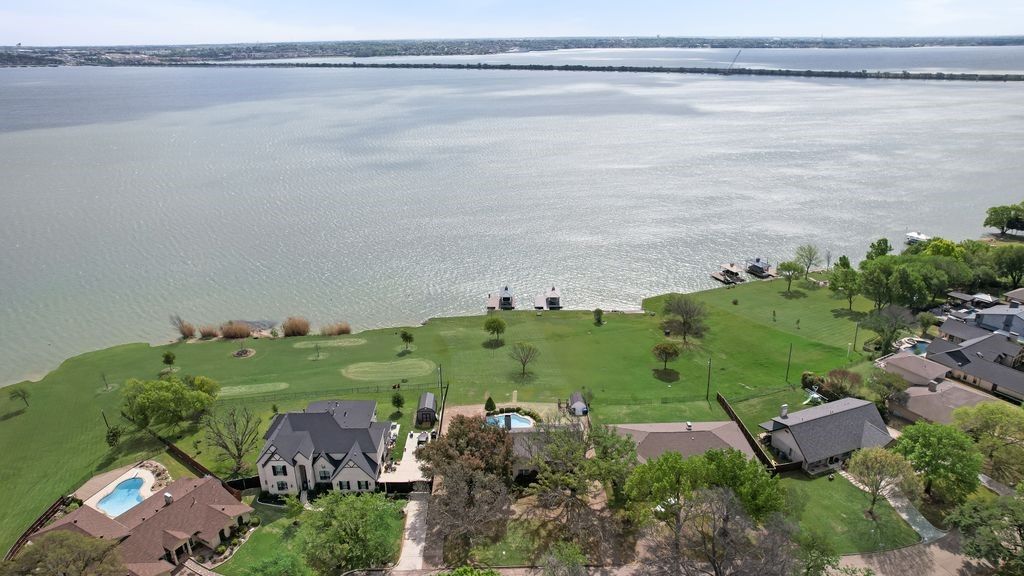 3300 Bouvier Street, Rowlett, TX 75088