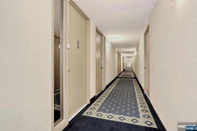 3 Horizon Road 1432, Fort Lee, NJ 07024