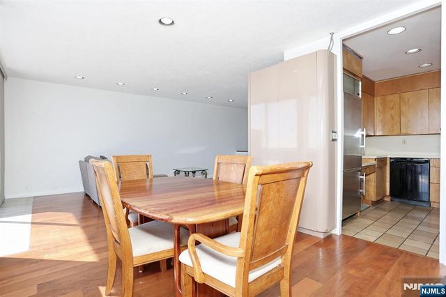 3 Horizon Road 1432, Fort Lee, NJ 07024