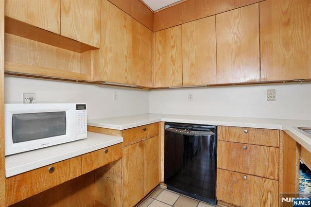 3 Horizon Road 1432, Fort Lee, NJ 07024