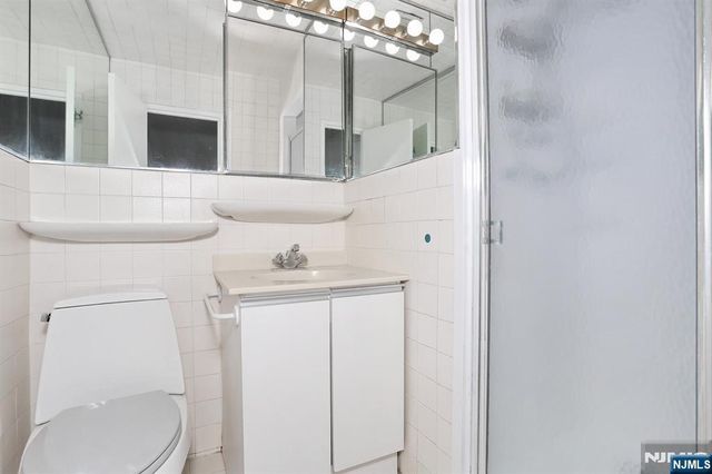 3 Horizon Road 1432, Fort Lee, NJ 07024