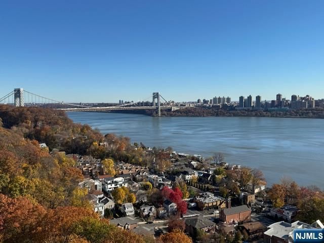 3 Horizon Road 1432, Fort Lee, NJ 07024