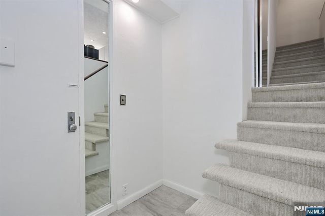 3 Horizon Road 1432, Fort Lee, NJ 07024