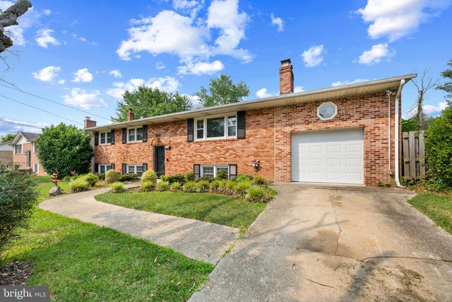 7121 KAREN ANNE DR, Temple Hills, MD 20748