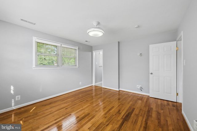 7121 KAREN ANNE DR, Temple Hills, MD 20748