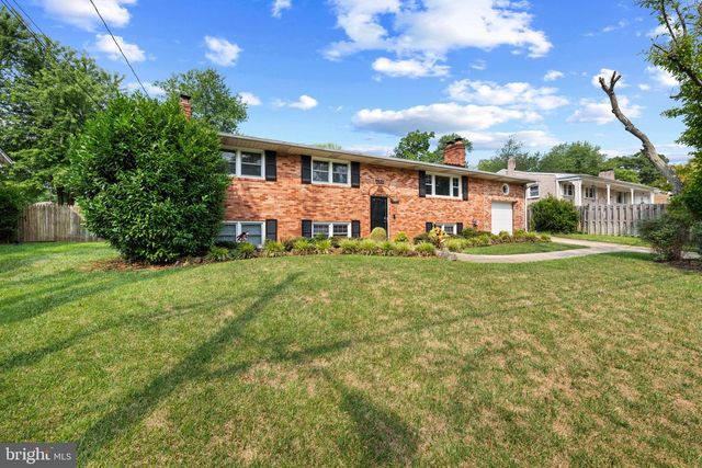 7121 KAREN ANNE DR, Temple Hills, MD 20748