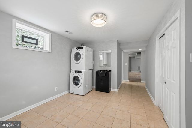 7121 KAREN ANNE DR, Temple Hills, MD 20748