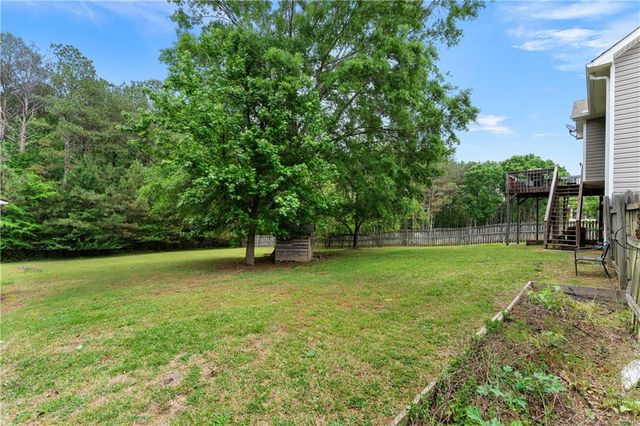 18 Glenmore Drive, Kingston, GA 30145
