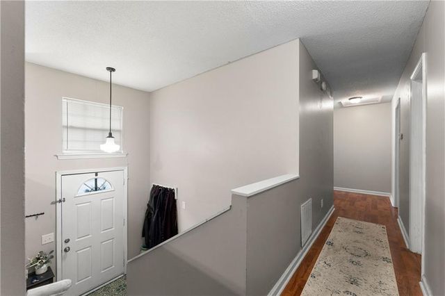 18 Glenmore Drive, Kingston, GA 30145
