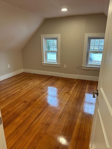 41 Prescott St 2, Reading, MA 01867