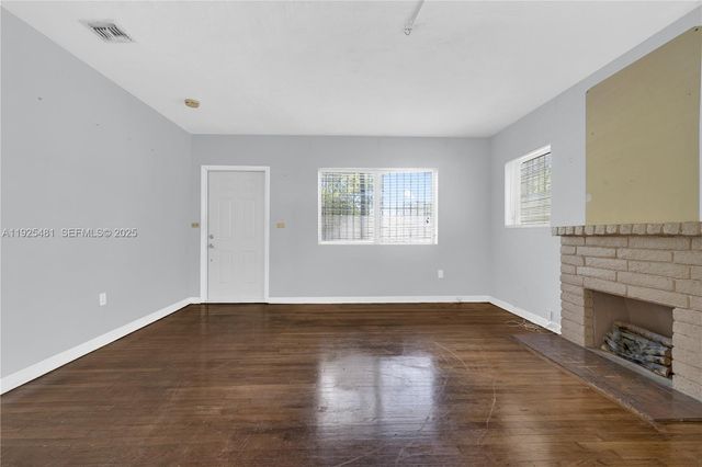 411 NW 53rd Ave, Miami, FL 33126