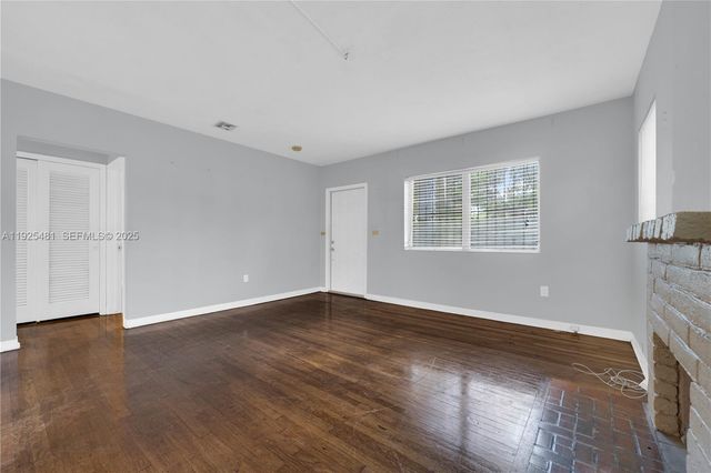 411 NW 53rd Ave, Miami, FL 33126