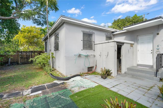 411 NW 53rd Ave, Miami, FL 33126