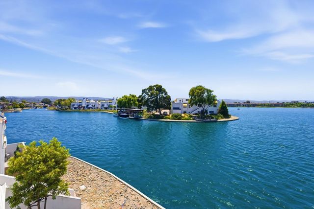 902 Lido Lane, Foster City, CA 94404