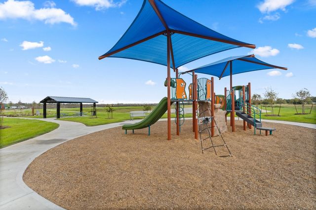 9034 Cedar Crescent Drive, Baytown, TX 77521