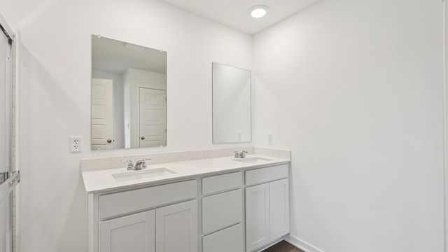 1105 Vista Court, Hampshire, IL 60140