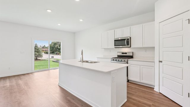 1105 Vista Court, Hampshire, IL 60140